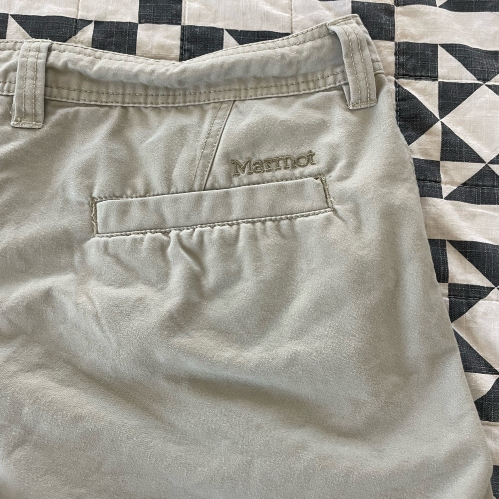 Marmot Tan Flat Front Shorts Lightweight Casual - Picture 2 of 4